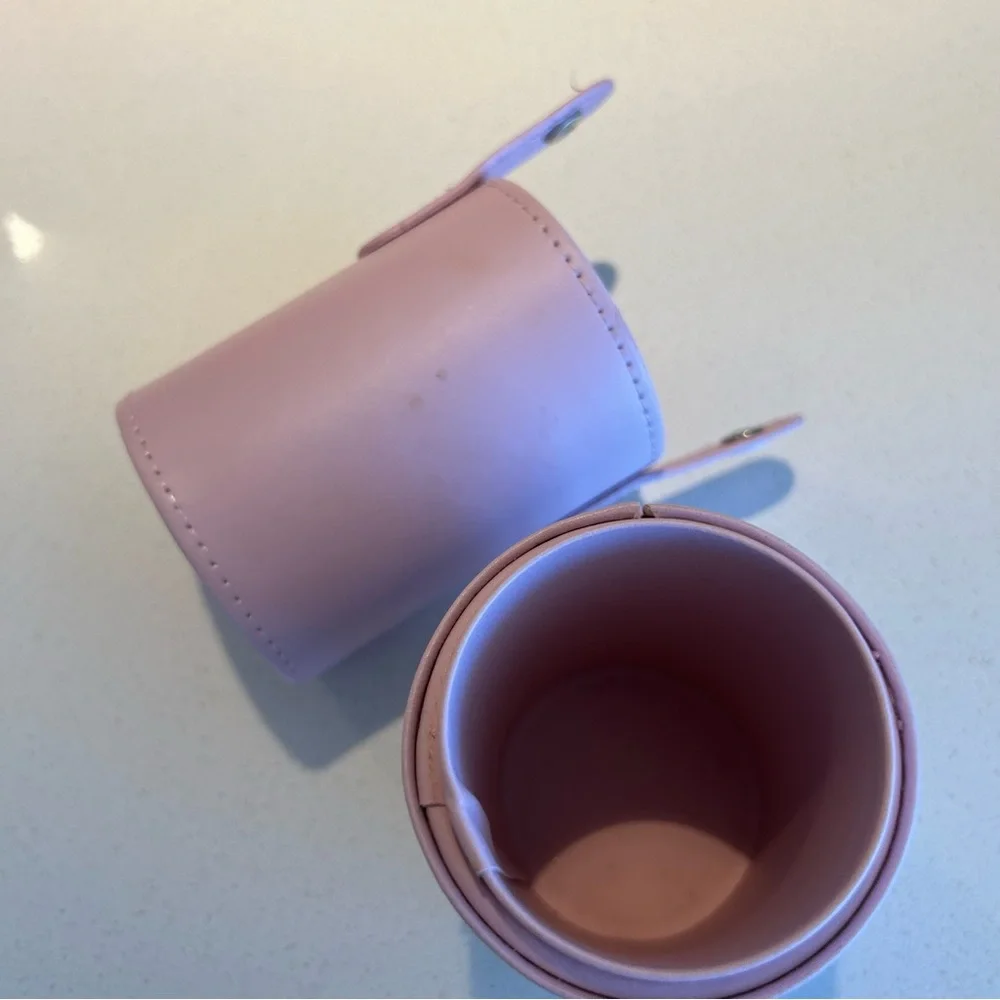 Makeup brush Cylinder Travel Holder